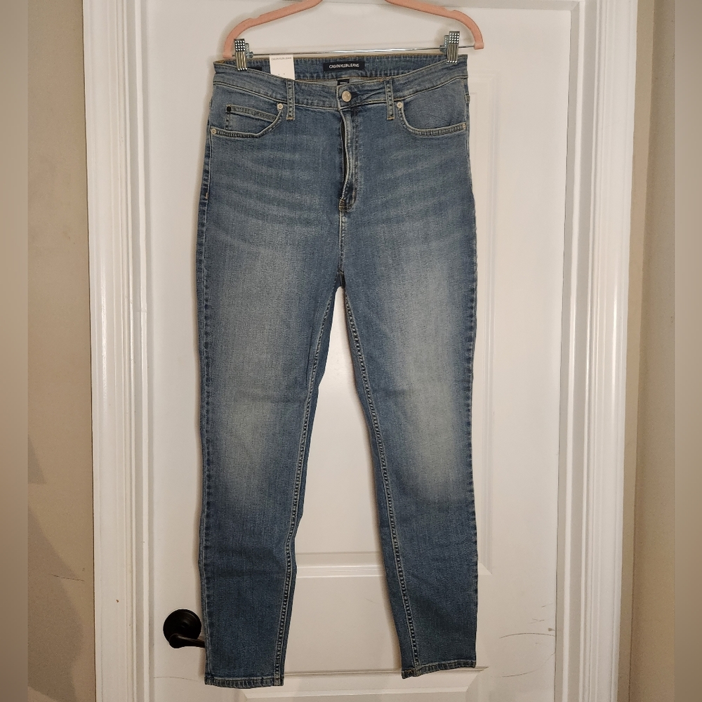 Calvin Klein Mid Rise Skinny Jeans